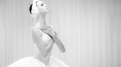 Viktorina Kapitonova Photoshoot with Maria Helena Buckley in Paris Ballet Zurich Opernhaus